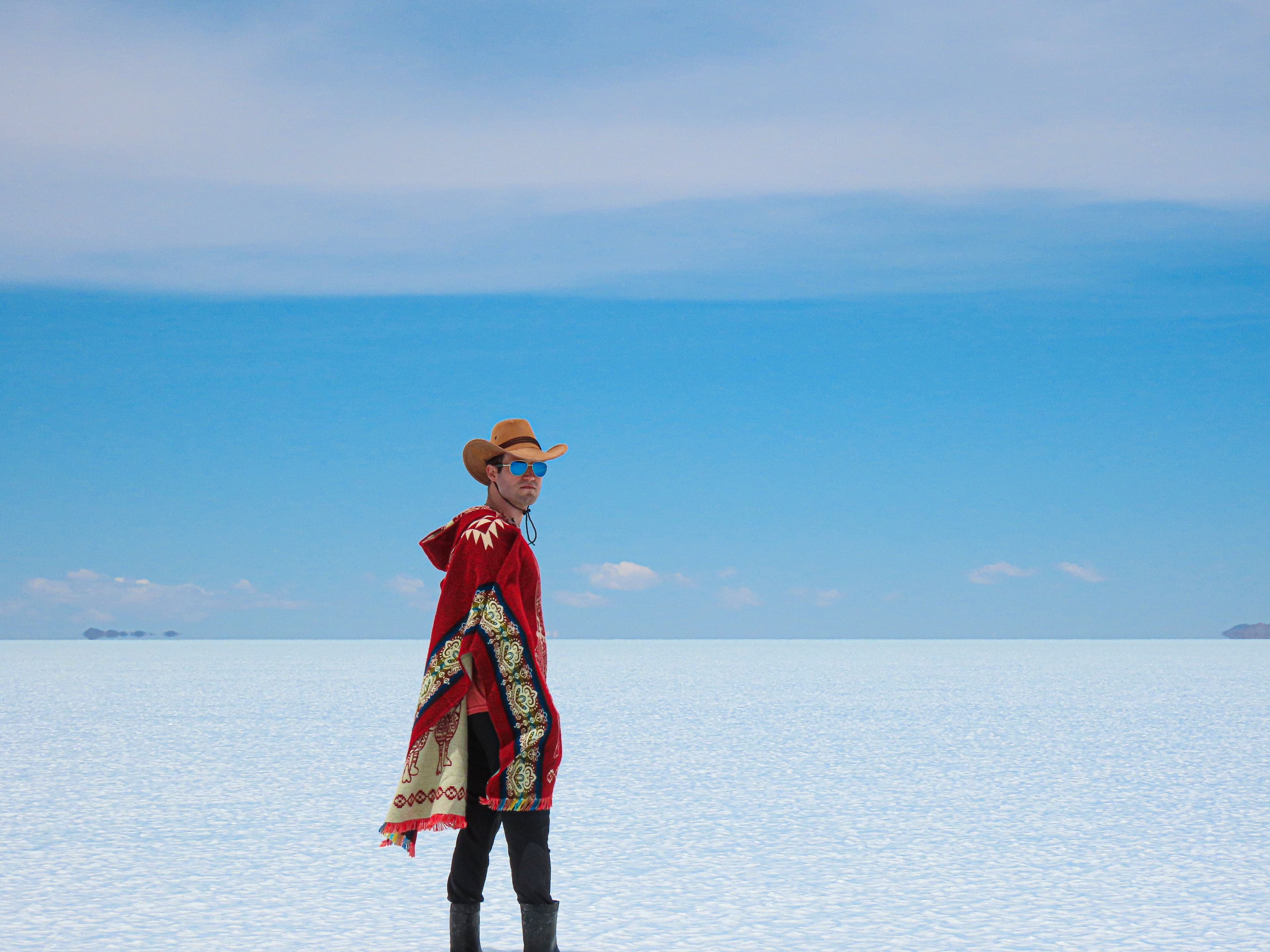 Explore the endless white landscape of Uyuni Salt Flats on a Full Day tour where we will discover both the nature and culture of this beutiful region.